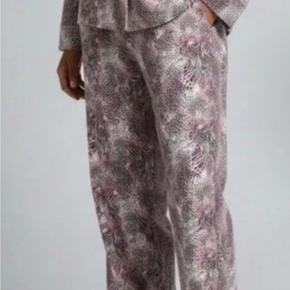 SKIMS Long Sleeve Pajama Set Bloom Animal Print NWT / SIZE XL - Picture 6 of 7